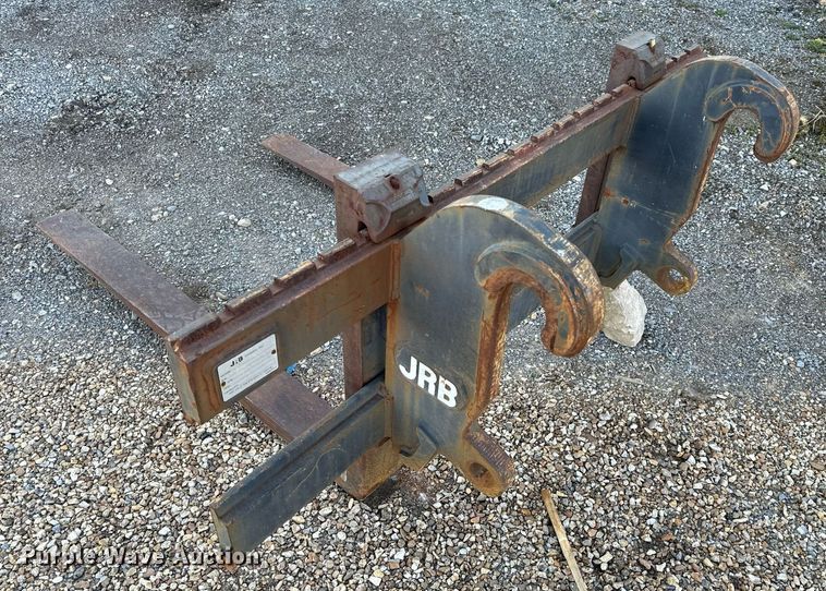 image for item EH6640 2003 John Deere 624H wheel loader