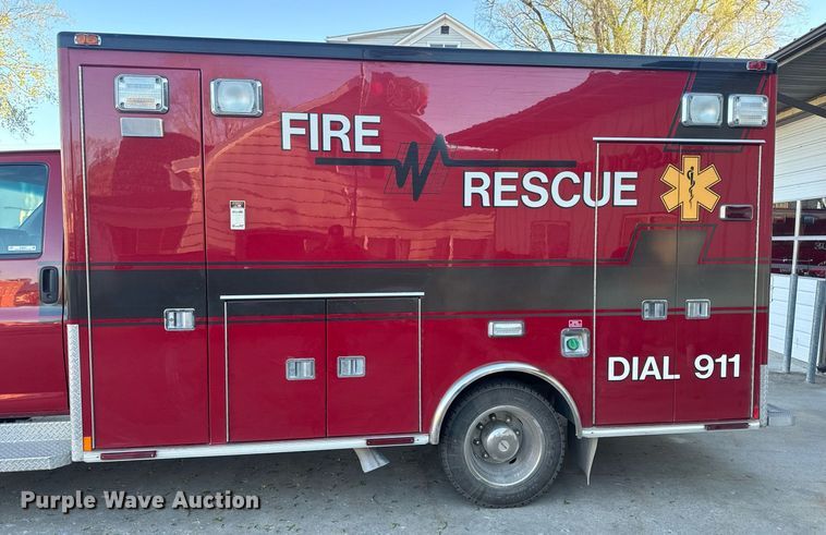 image for item EH6647 2008 Chevrolet C4500 ambulance