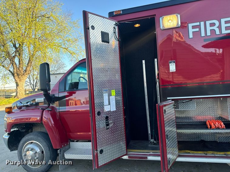 image for item EH6647 2008 Chevrolet C4500 ambulance