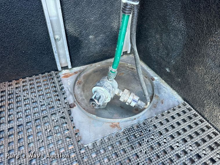 image for item EH6647 2008 Chevrolet C4500 ambulance