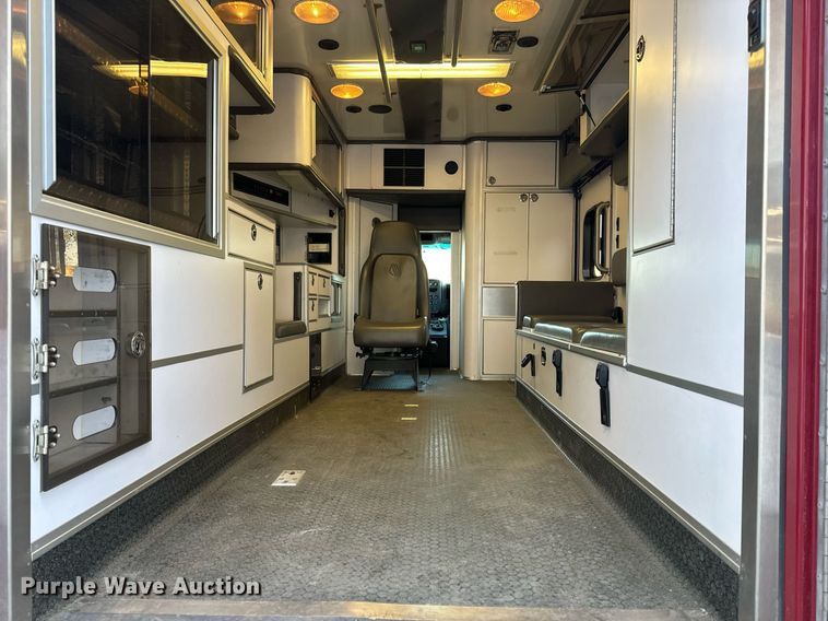 image for item EH6647 2008 Chevrolet C4500 ambulance