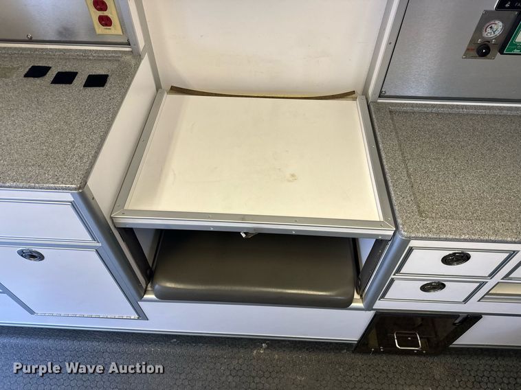 image for item EH6647 2008 Chevrolet C4500 ambulance