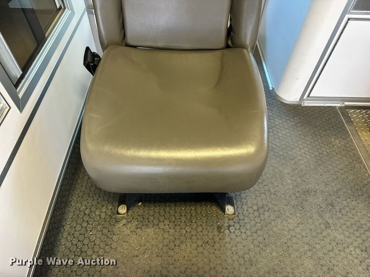 image for item EH6647 2008 Chevrolet C4500 ambulance