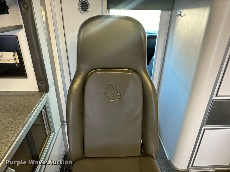 image for item EH6647 2008 Chevrolet C4500 ambulance