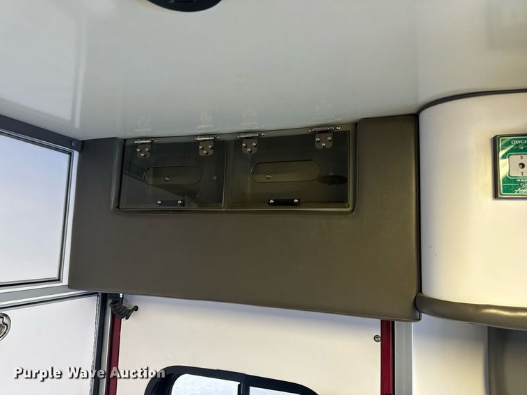 image for item EH6647 2008 Chevrolet C4500 ambulance