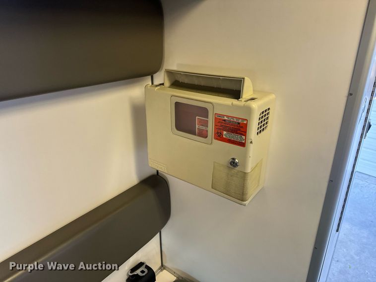 image for item EH6647 2008 Chevrolet C4500 ambulance