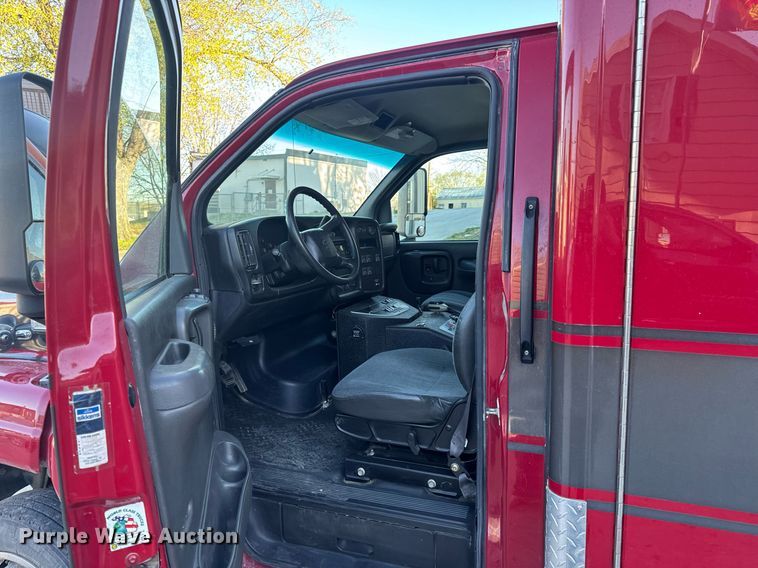 image for item EH6647 2008 Chevrolet C4500 ambulance