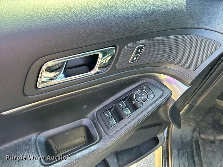 image for item EH6655 2016 Ford Explorer Police Interceptor  SUV