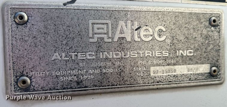 image for item EH6658 2002 Ford F450 Super Duty XL bucket truck