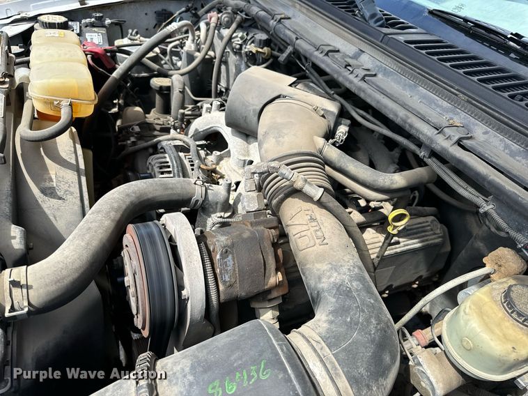 image for item EH6658 2002 Ford F450 Super Duty XL bucket truck