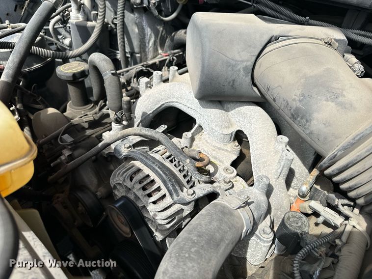 image for item EH6658 2002 Ford F450 Super Duty XL bucket truck