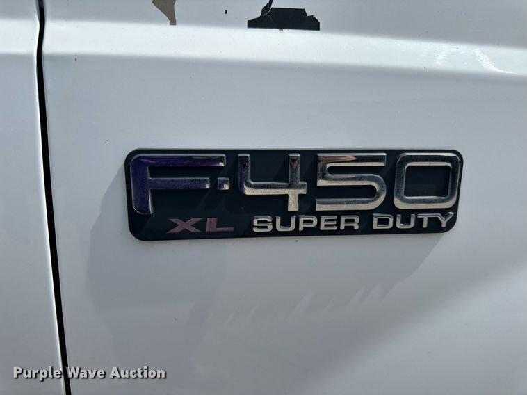 image for item EH6658 2002 Ford F450 Super Duty XL bucket truck