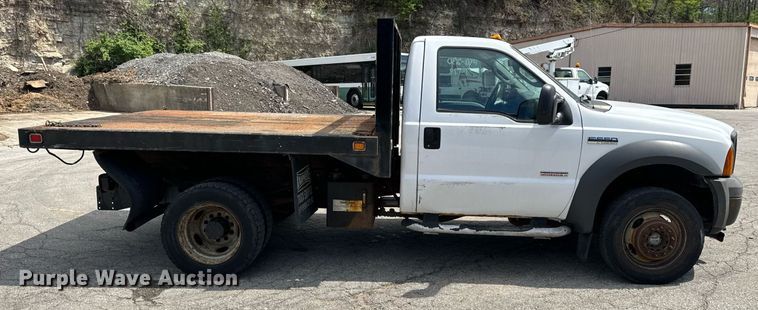 image for item EH6659 2005 Ford F550 Super Duty XL dump flatbed truck