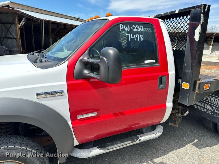 image for item EH6659 2005 Ford F550 Super Duty XL dump flatbed truck