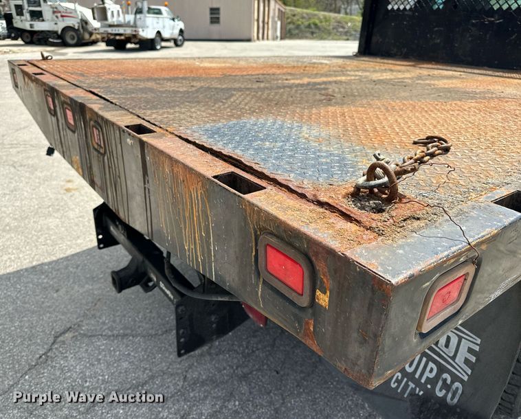 image for item EH6659 2005 Ford F550 Super Duty XL dump flatbed truck