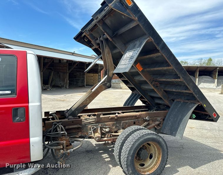 image for item EH6659 2005 Ford F550 Super Duty XL dump flatbed truck