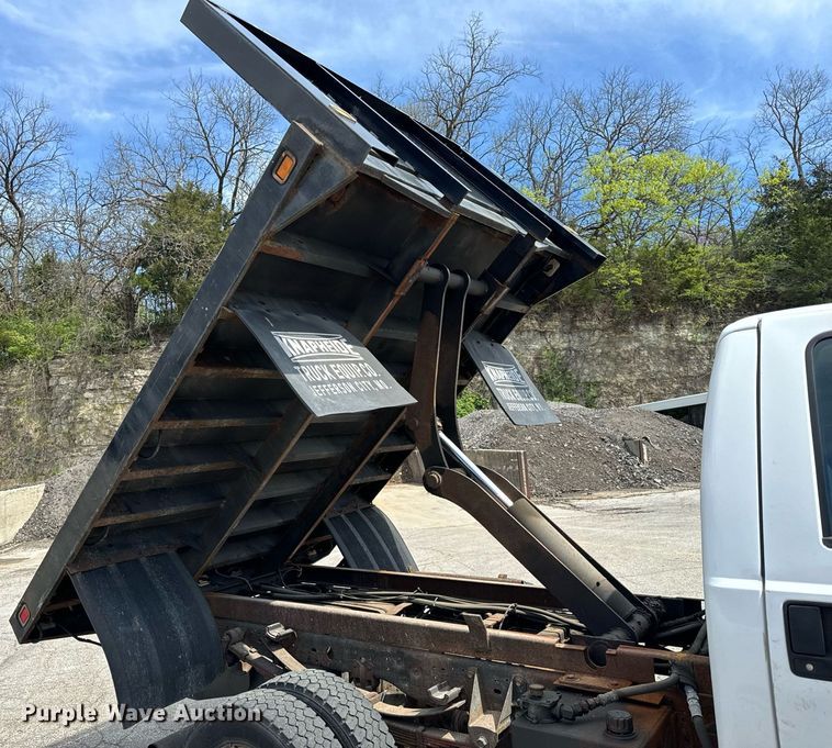 image for item EH6659 2005 Ford F550 Super Duty XL dump flatbed truck