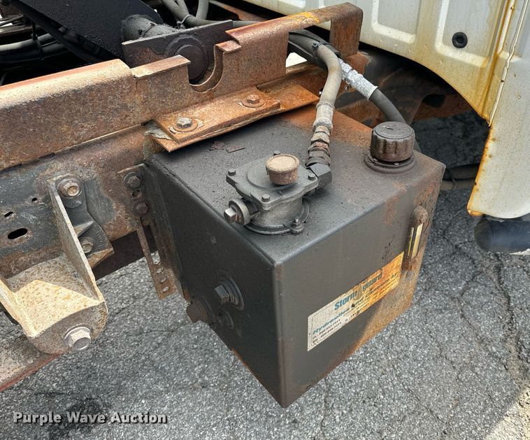 image for item EH6659 2005 Ford F550 Super Duty XL dump flatbed truck