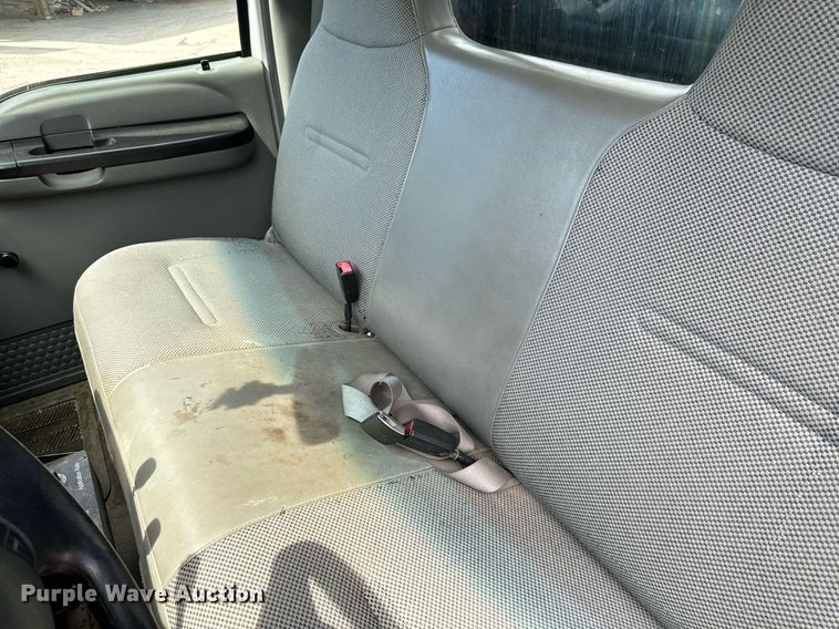 image for item EH6659 2005 Ford F550 Super Duty XL dump flatbed truck