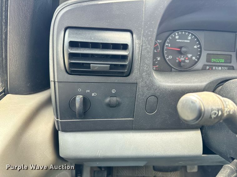 image for item EH6659 2005 Ford F550 Super Duty XL dump flatbed truck