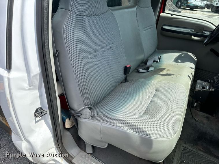 image for item EH6659 2005 Ford F550 Super Duty XL dump flatbed truck