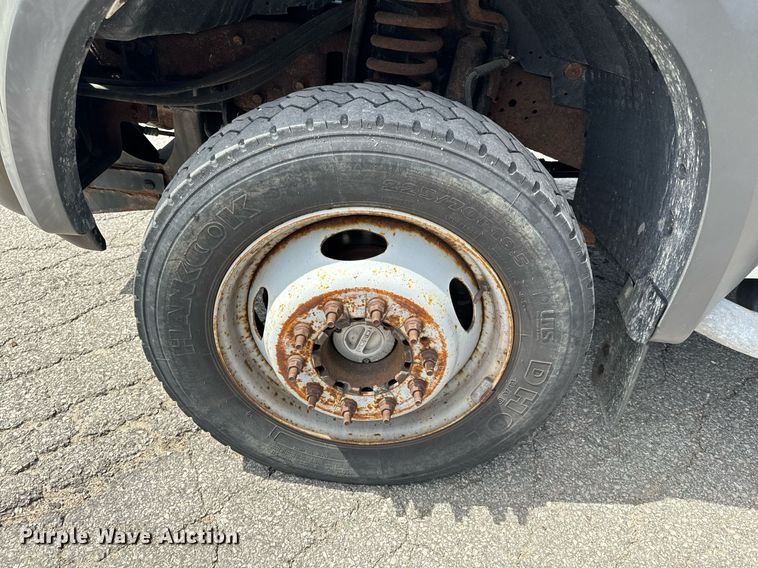 image for item EH6659 2005 Ford F550 Super Duty XL dump flatbed truck