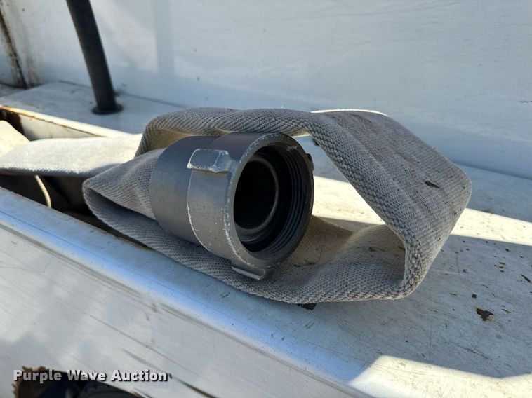 image for item EH6660 2005 Elgin Pelican Series P sweeper