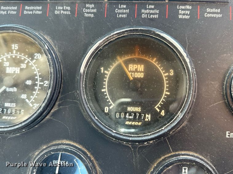 image for item EH6660 2005 Elgin Pelican Series P sweeper