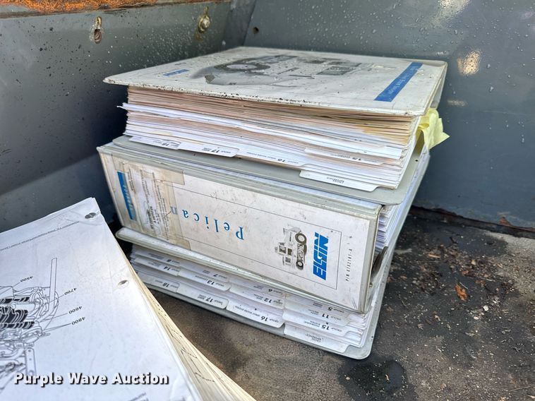 image for item EH6660 2005 Elgin Pelican Series P sweeper