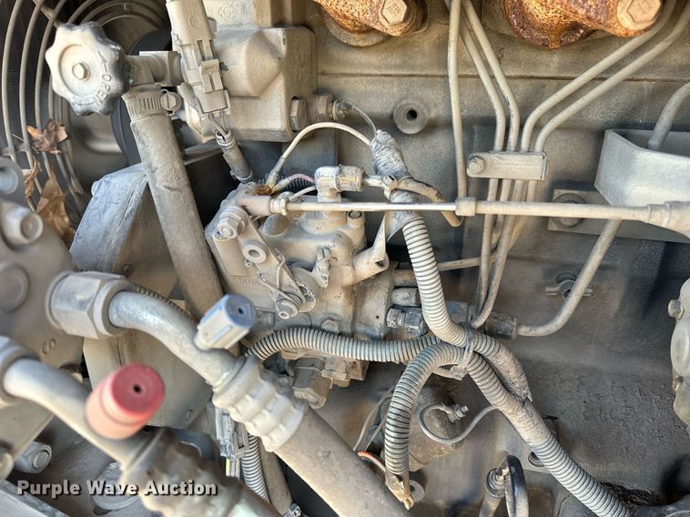 image for item EH6660 2005 Elgin Pelican Series P sweeper