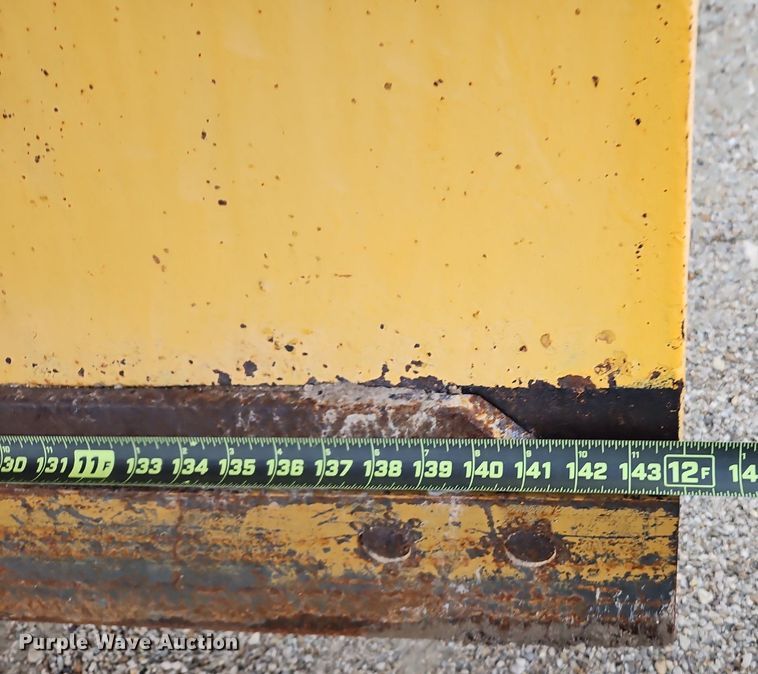 image for item EI3679 2006 International 7400 dump truck