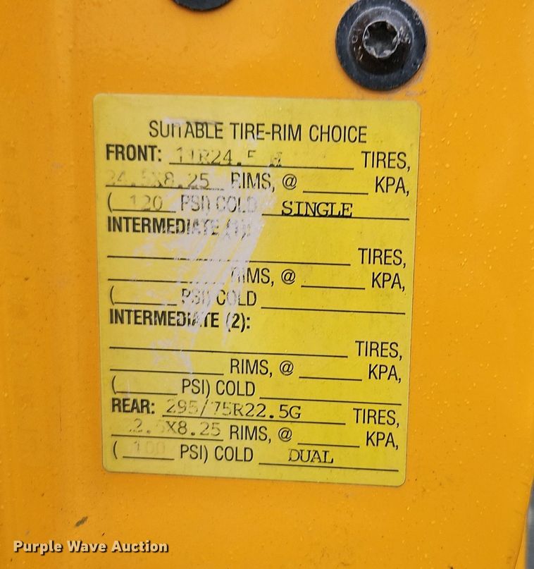 image for item EI3679 2006 International 7400 dump truck