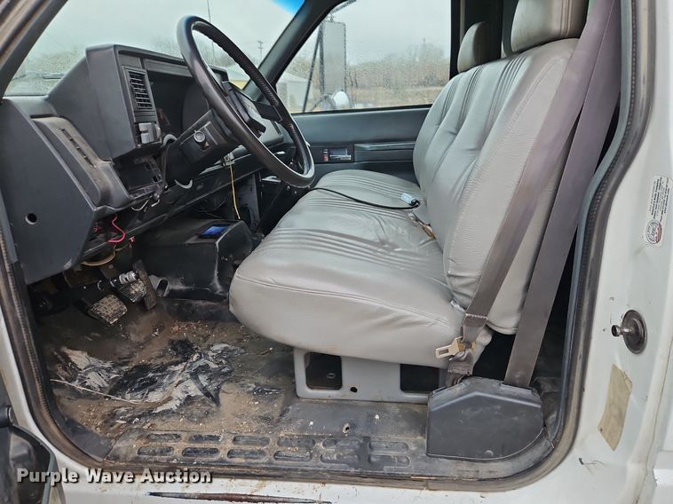 image for item EI3680 1995 GMC TopKick C6500 dump truck