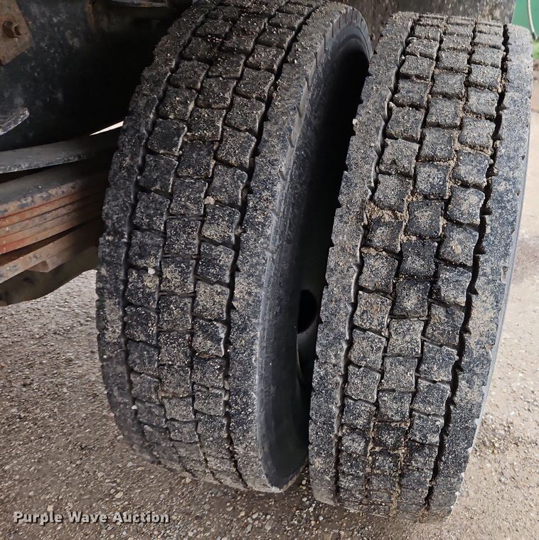 image for item EI3680 1995 GMC TopKick C6500 dump truck