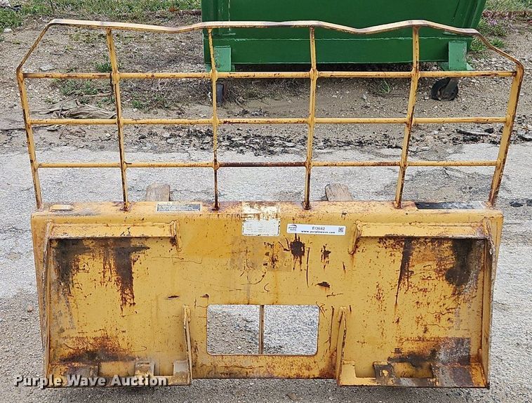 image for item EI3682 FFC skid steer forks