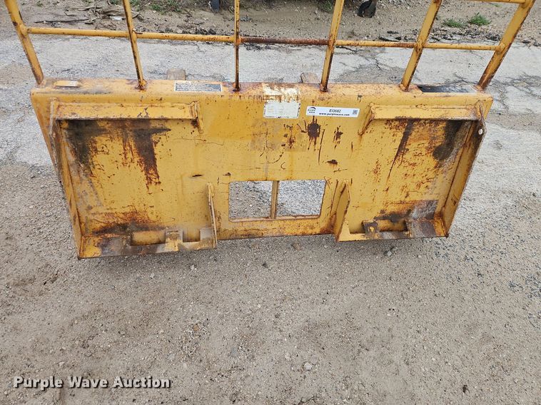 image for item EI3682 FFC skid steer forks