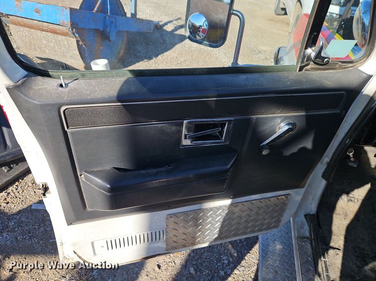 image for item EI3699 1982 GMC High Sierra 3500 pumper fire truck