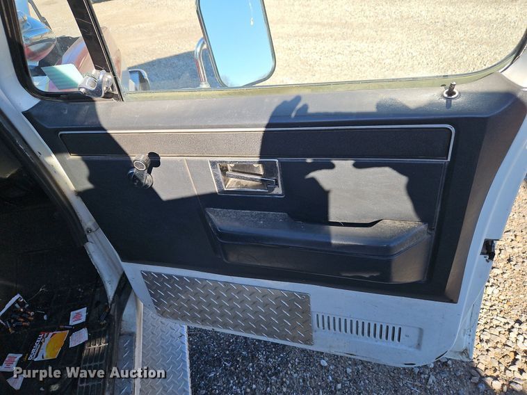 image for item EI3699 1982 GMC High Sierra 3500 pumper fire truck