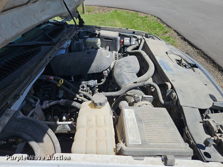 image for item EI3702 2006 Chevrolet  Silverado 1500 Ext. Cab pickup truck