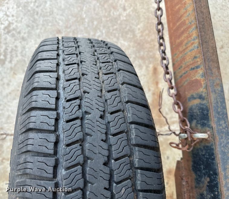 image for item EJ0323 Gleaner  F2 combine