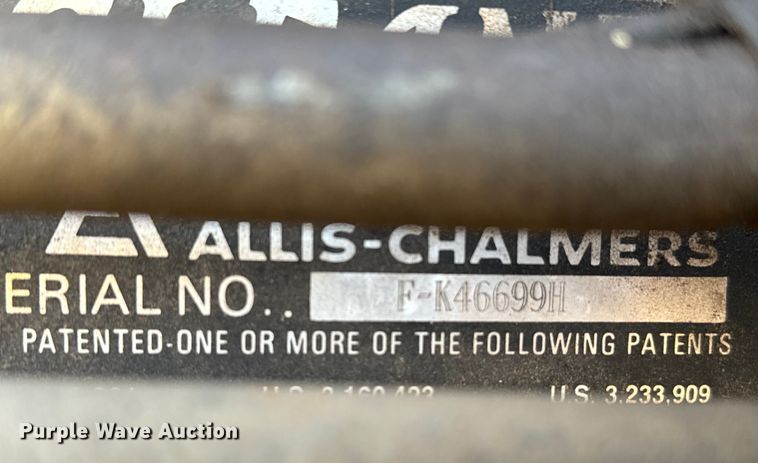 image for item EJ0323 Gleaner  F2 combine