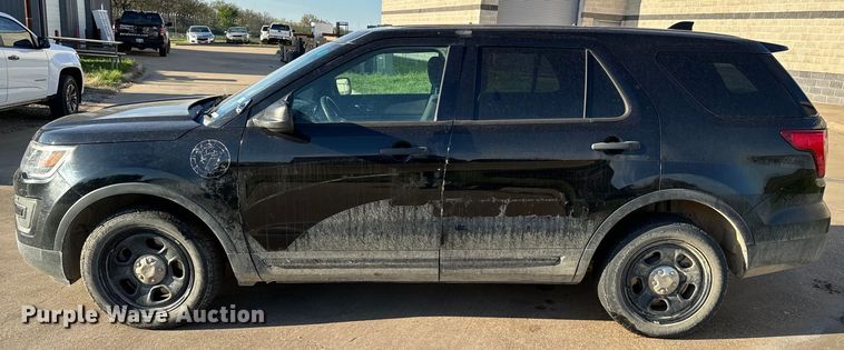 image for item EJ0364 2017 Ford Explorer Police Interceptor SUV