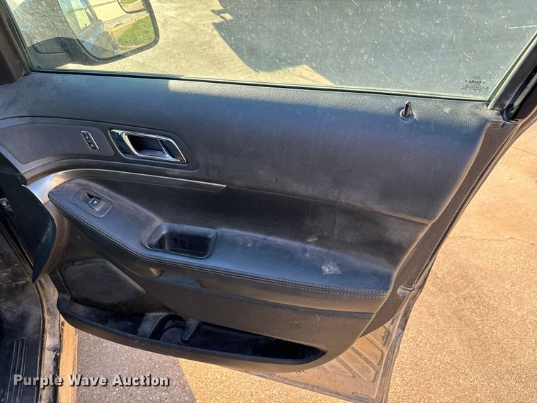 image for item EJ0364 2017 Ford Explorer Police Interceptor SUV