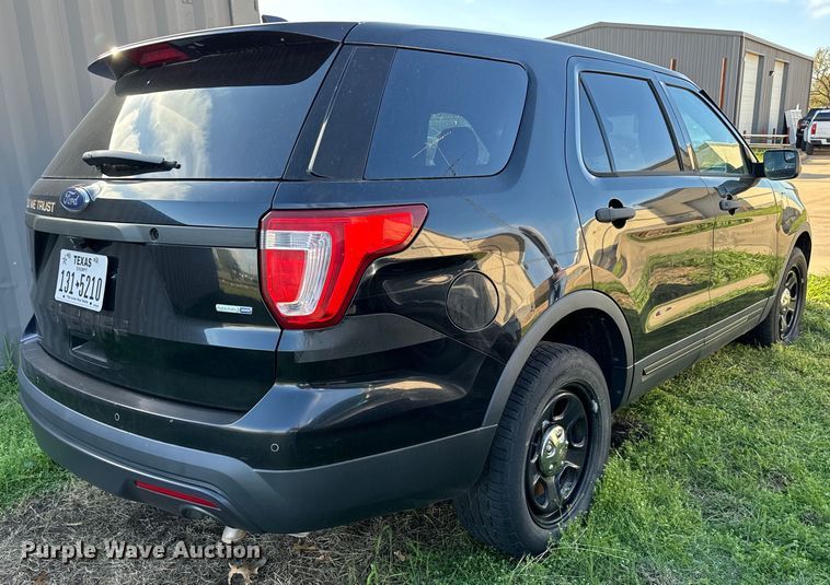 image for item EJ0365 2016 Ford Explorer Police interceptor SUV