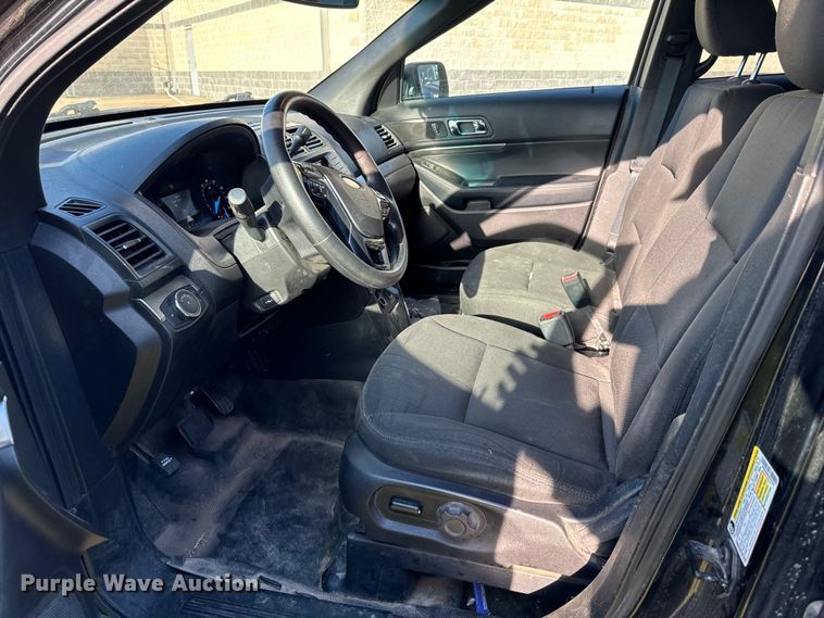 image for item EJ0365 2016 Ford Explorer Police interceptor SUV