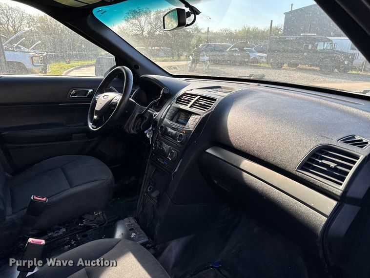 image for item EJ0365 2016 Ford Explorer Police interceptor SUV
