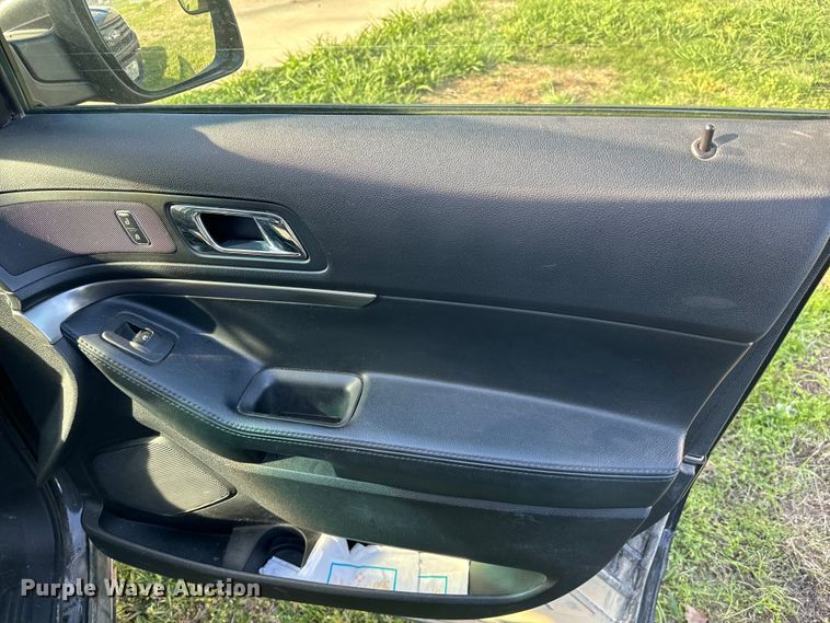 image for item EJ0365 2016 Ford Explorer Police interceptor SUV