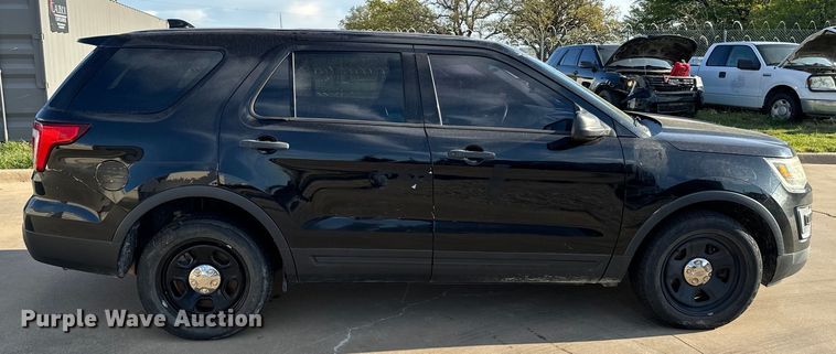 image for item EJ0366 2016 Ford  Explorer Police Interceptor SUV