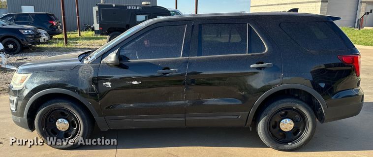 image for item EJ0366 2016 Ford  Explorer Police Interceptor SUV