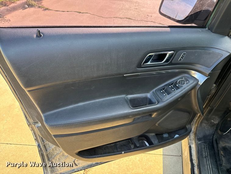 image for item EJ0366 2016 Ford  Explorer Police Interceptor SUV